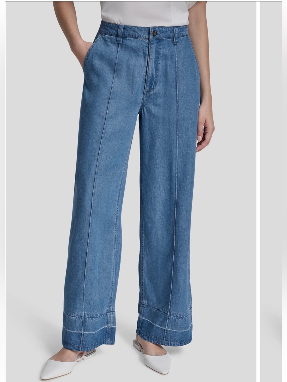 NWT DKNY Front Seam Straight Leg Jeans in Liberty Sky Wash Size 10